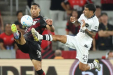 Botafogo at&eacute; come&ccedil;ou a partida jogando bem, mas...