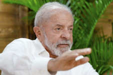 Na pesquisa espont&acirc;nea, quando os nomes n&atilde;o s&atilde;o apresentados, Lula cresceu 3 pontos, de 33% para 36%