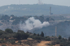 Fuma&ccedil;a em Dhayra, no L&iacute;bano