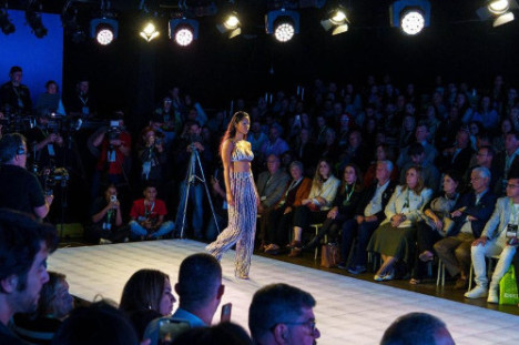 Vis&atilde;o cl&aacute;ssica de um desfile