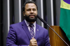 Deputado Henrique Vieira &eacute; pastor evang&eacute;lico