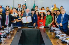Lula sancionou lei que cria primeira Universidade Federal Ind&iacute;gena
