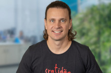 Jo&atilde;o Pac&iacute;fico, empres&aacute;rio e escritor