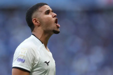 O zagueiro Justino, que subiu da base, fez o gol da vit&oacute;ria