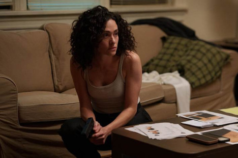 Emily Rossum entrega atua&ccedil;&atilde;o visceral na s&eacute;rie 'F&uacute;ria', da qual tamb&eacute;m &eacute; produtora executiva