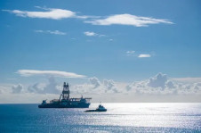 Plataforma de petr&oacute;leo na Costa do Marfim
