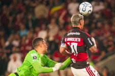 Arrascaeta: dominando a cena e a bola