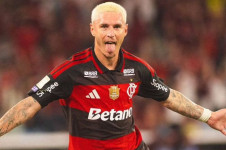 Guillermo Varela fez o primeiro gol