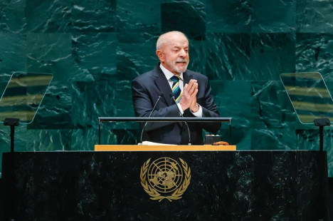 O presidente Lula discursa no plen&aacute;rio da ONU
