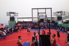 Uma enorme estrutura da NBA foi erguida na Praia de Ipanema para o Global Games em 2014