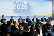 Entrevista de ministros do TSE ap&oacute;s a vota&ccedil;&atilde;o