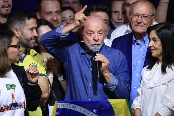 Lula faz discurso ap&oacute;s a confirma&ccedil;&atilde;o da elei&ccedil;&atilde;o